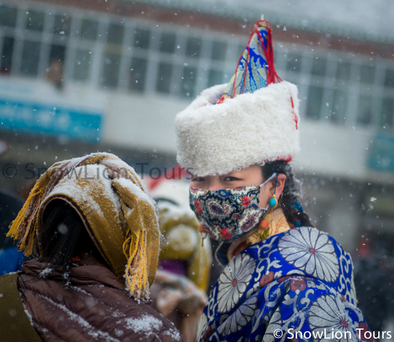 Tibetan girl, Labrang, Xiahe
